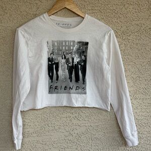 Vintage Friends TV Show Cropped Long Sleeve Tee White Graphic Shirt Small